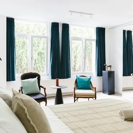 High-end 3bdr @ Center شقة